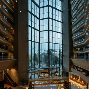 fairmont-rey-juan-carlos-i.catalonia-hotels.com/