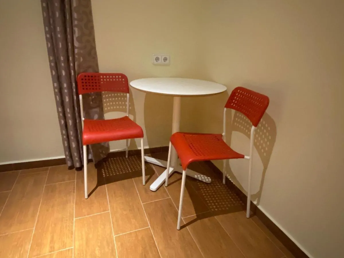 Hostal Granvia 628 Barcelona Hostel