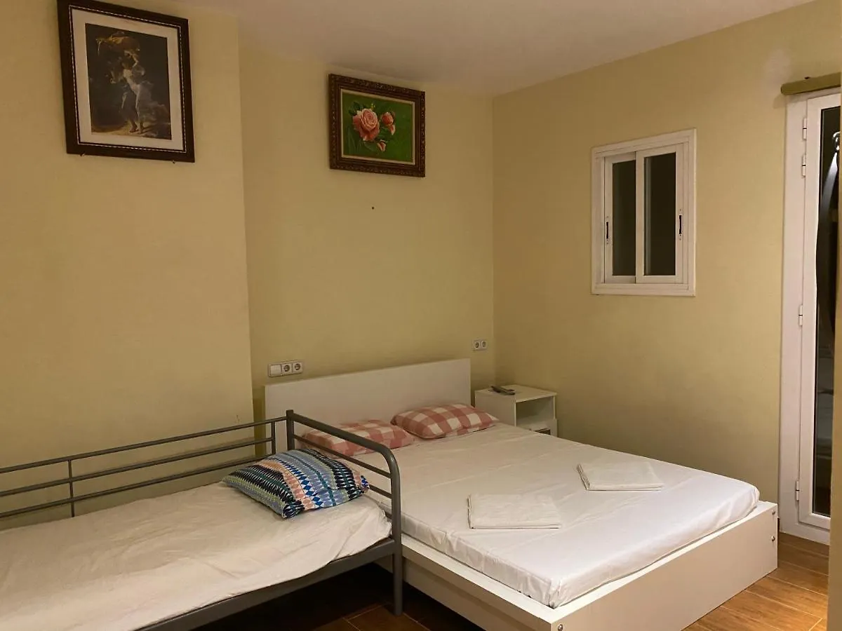 Hostal Granvia 628 Barcelona 0*,  Spain