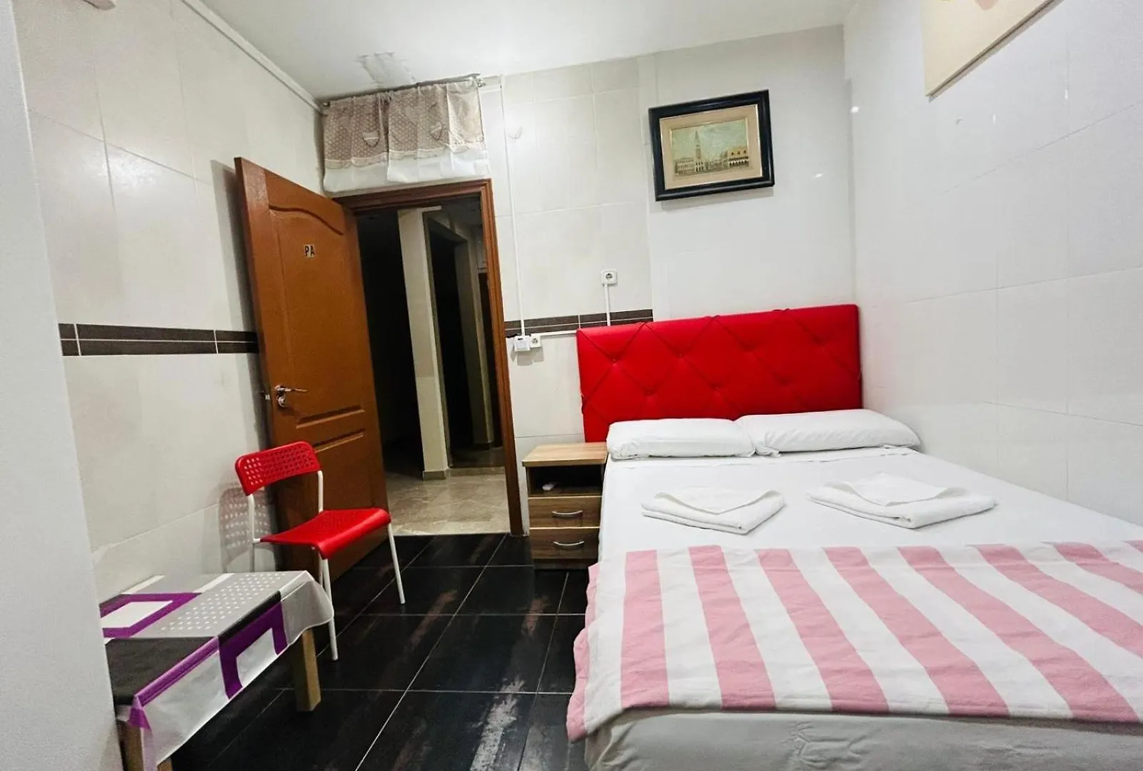 Hostal Granvia 628 Barcelona Spain
